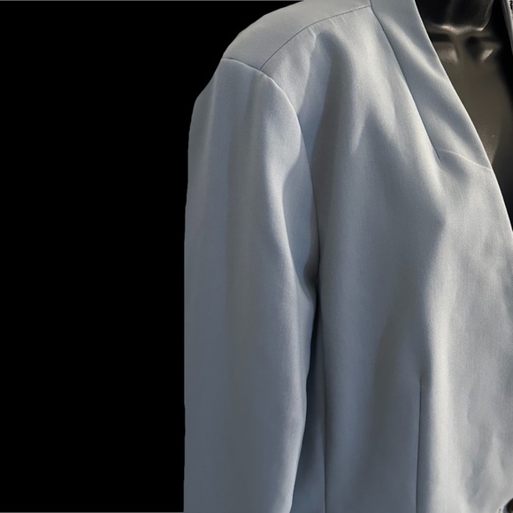 Ann Taylor 16 baby blue one button blazer with liner - Picture 5 of 8